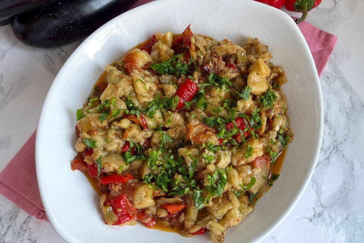 Köz Patlıcan Kavurması Tarifi