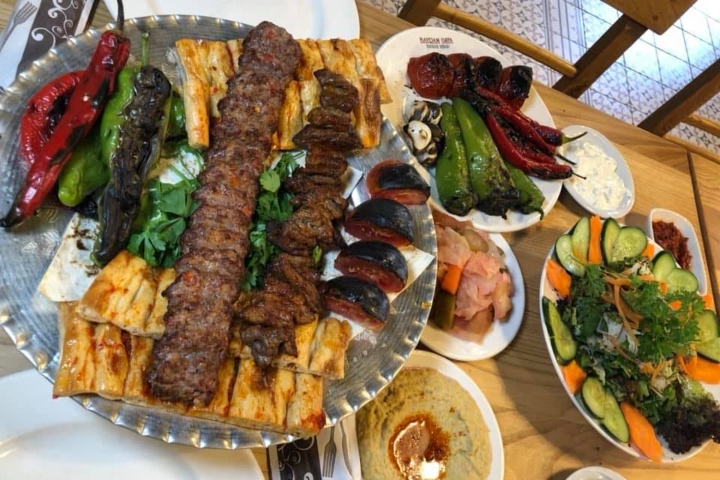 Bayram Usta Yaprak Kebap Çukurambar