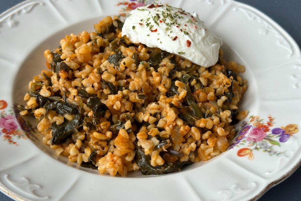 Ispanaklı Bulgur Pilavı Tarifi