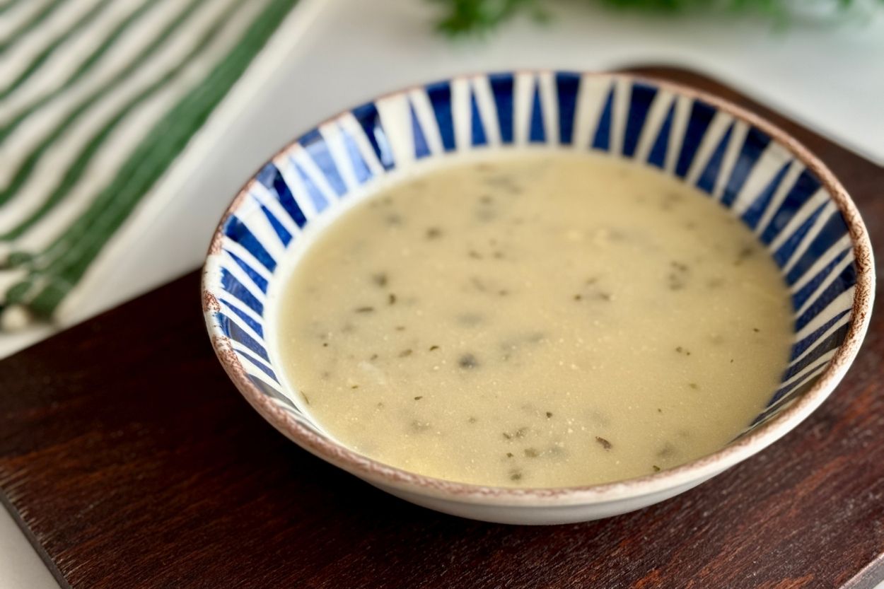 Tuzlu Yoğurt Çorbası Tarifi