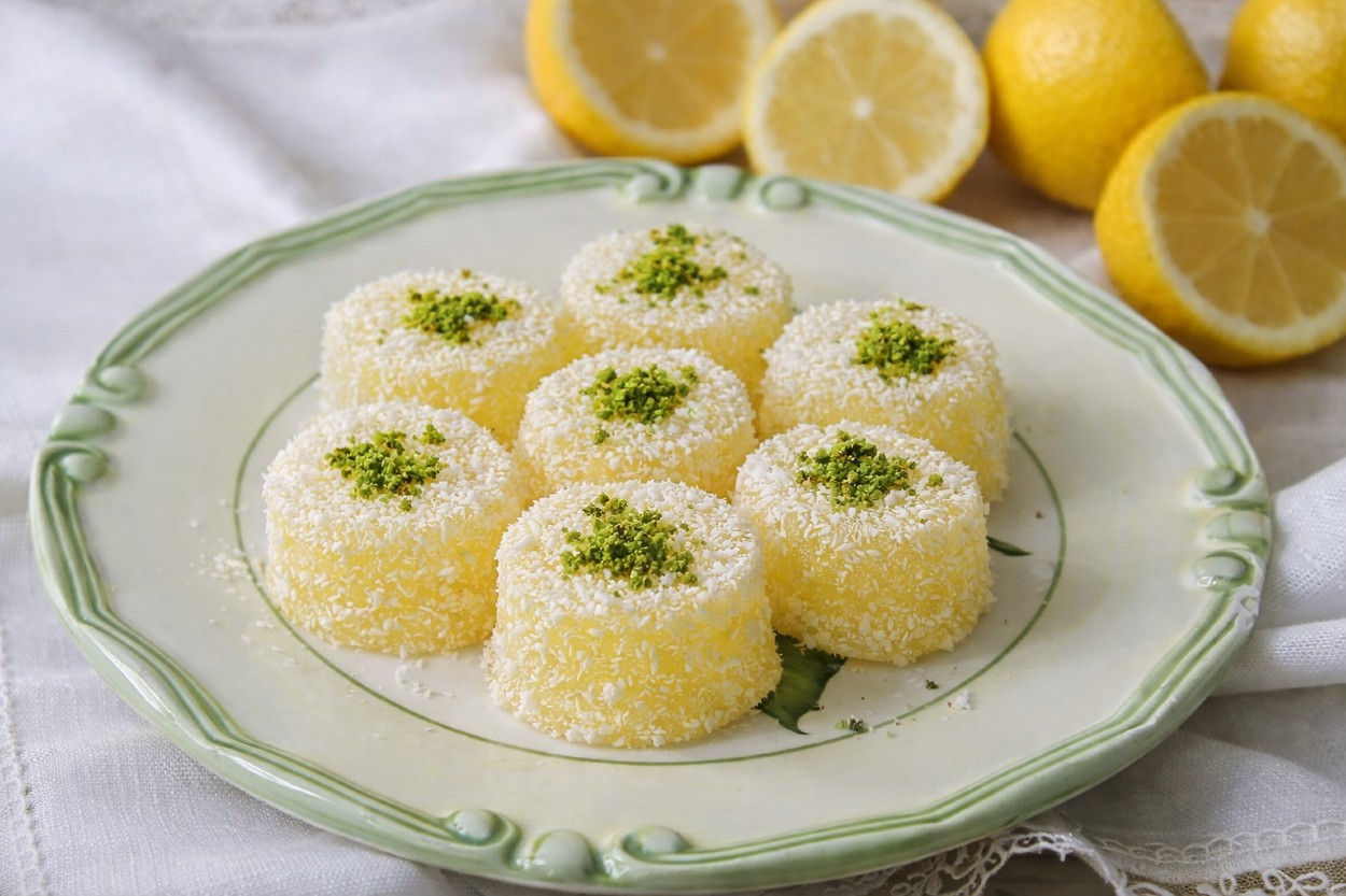 4 Malzemeli Limonlu Lokum Tarifi