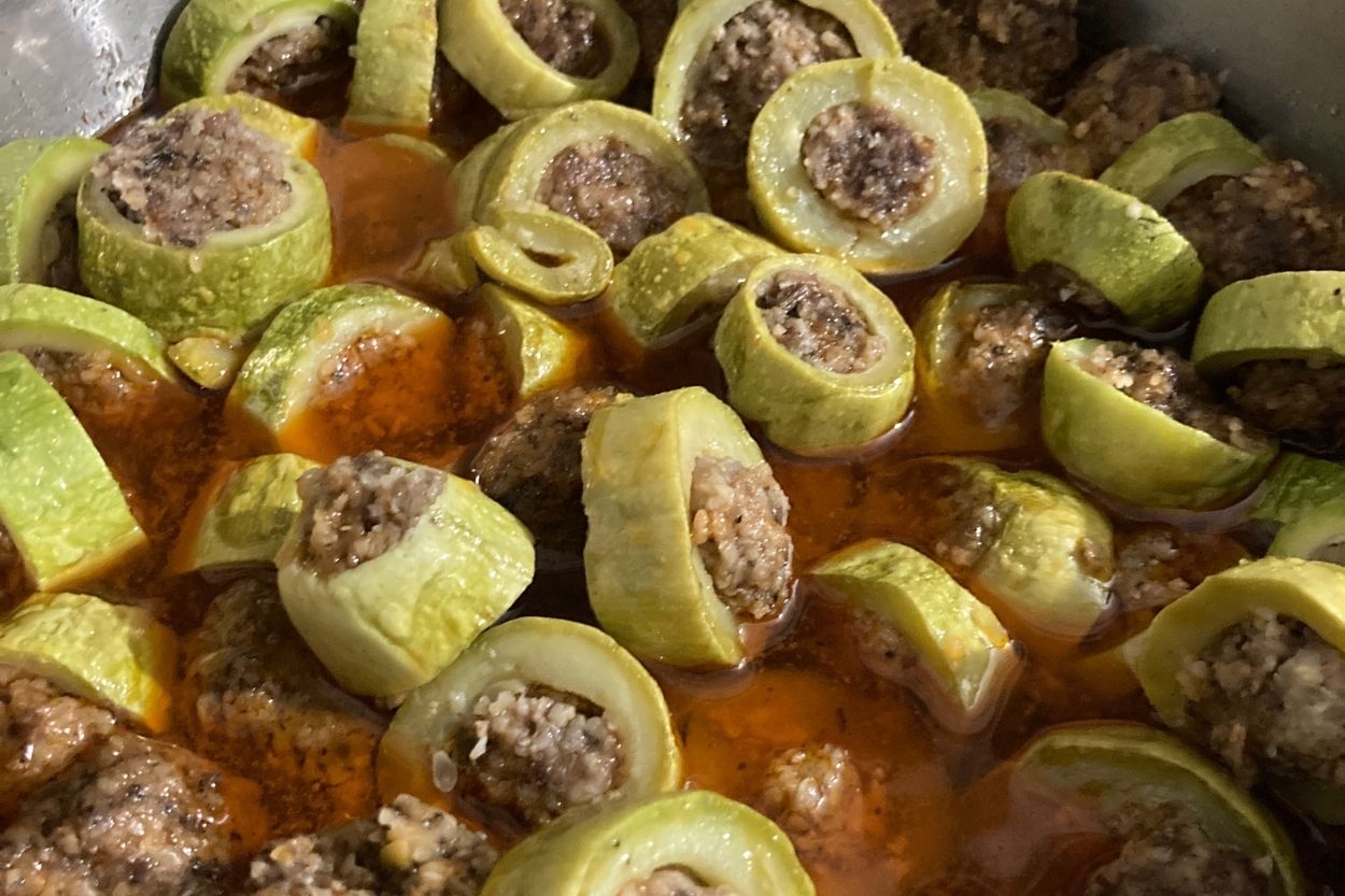 Bulgurlu Katıklı Dolma Tarifi