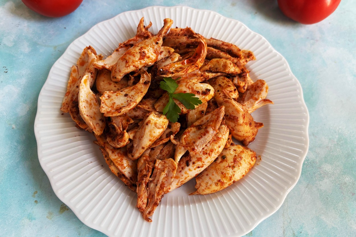 Haşlanmış Tavuk Kavurması  Tarifi