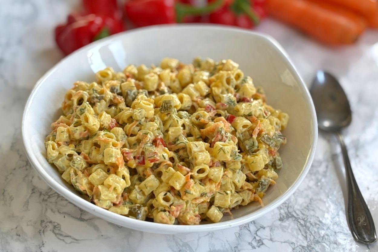 Havuçlu Makarna Salatası Tarifi