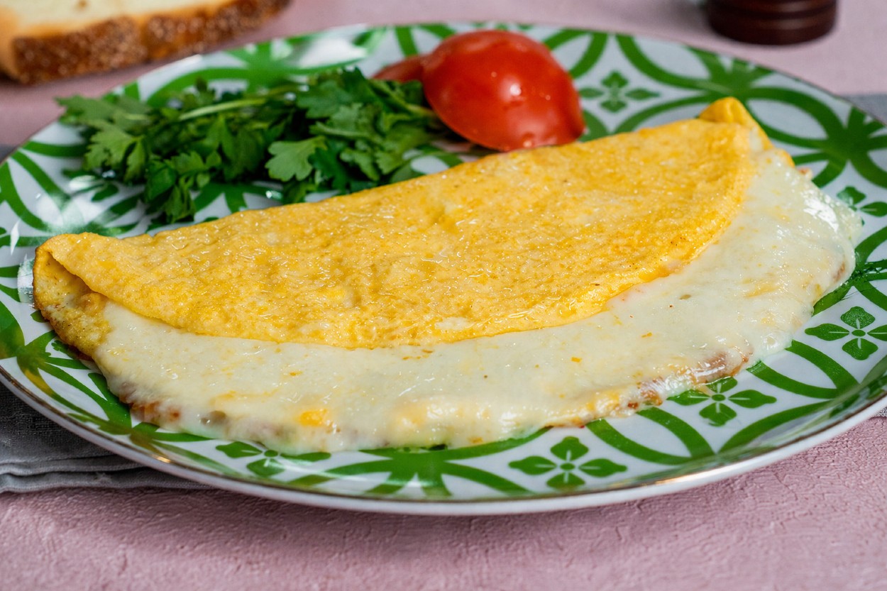 Kaşarlı Omlet Tarifi