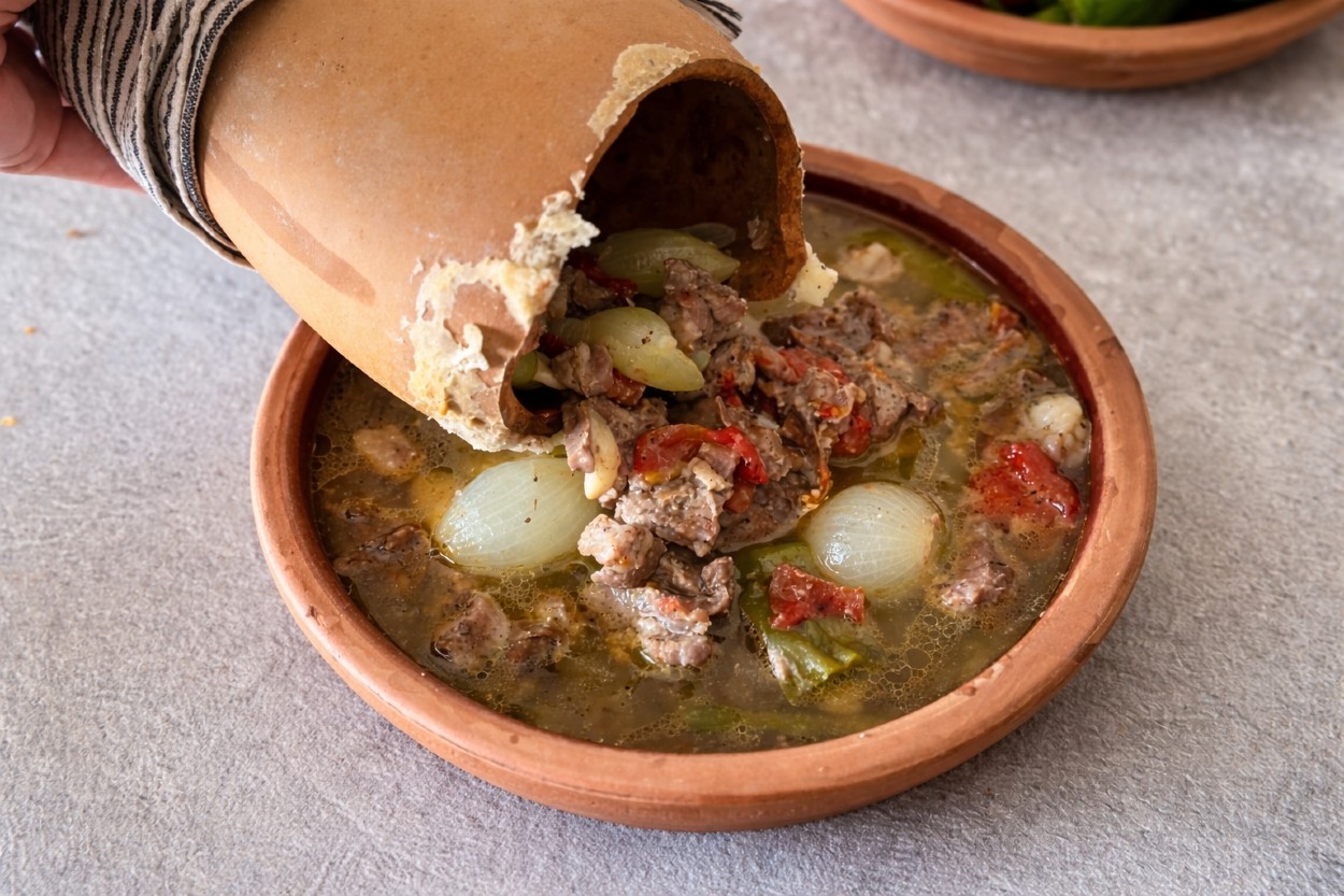 Testi Kebabı Tarifi