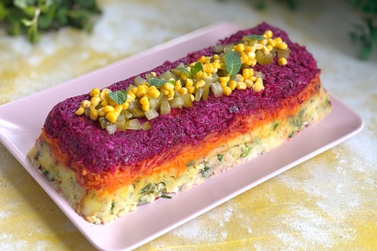 3 Renkli Salata Tarifi