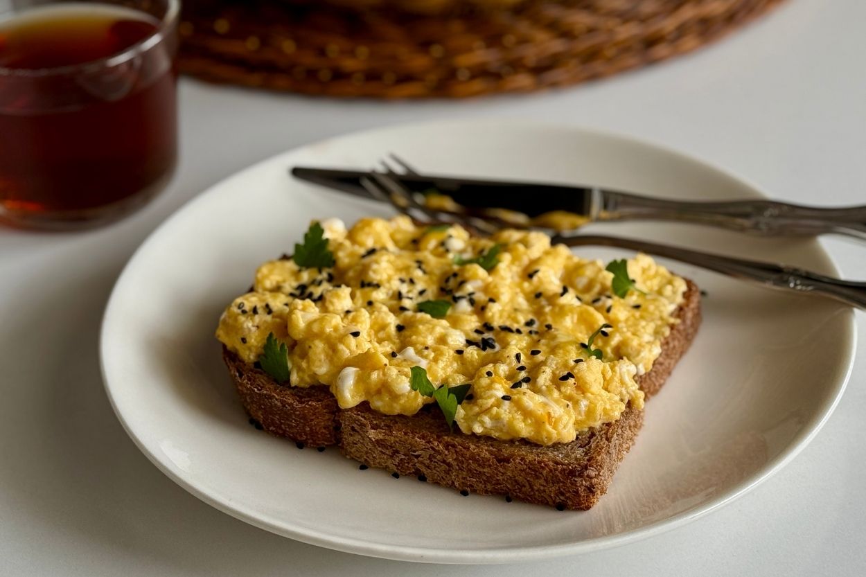 Scrambled Egg Tarifi