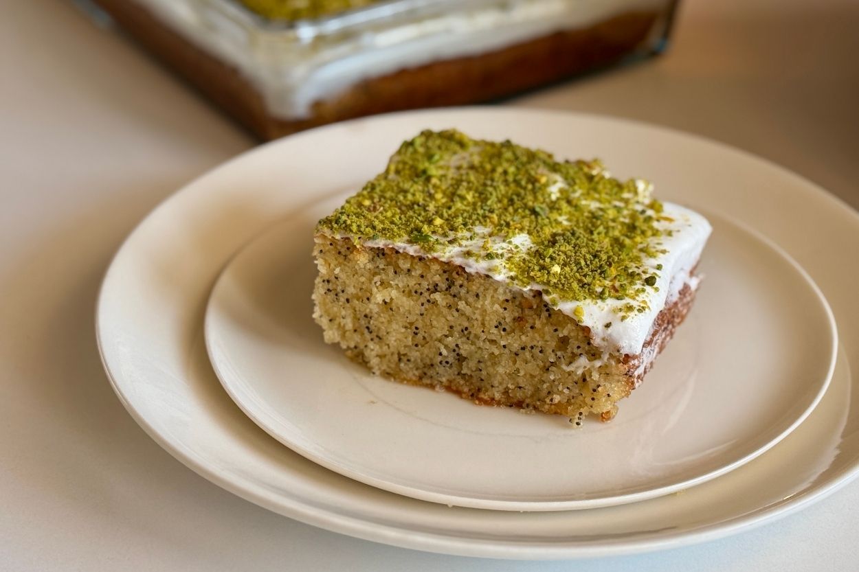 Haşhaşlı Şerbetli Kek Tarifi